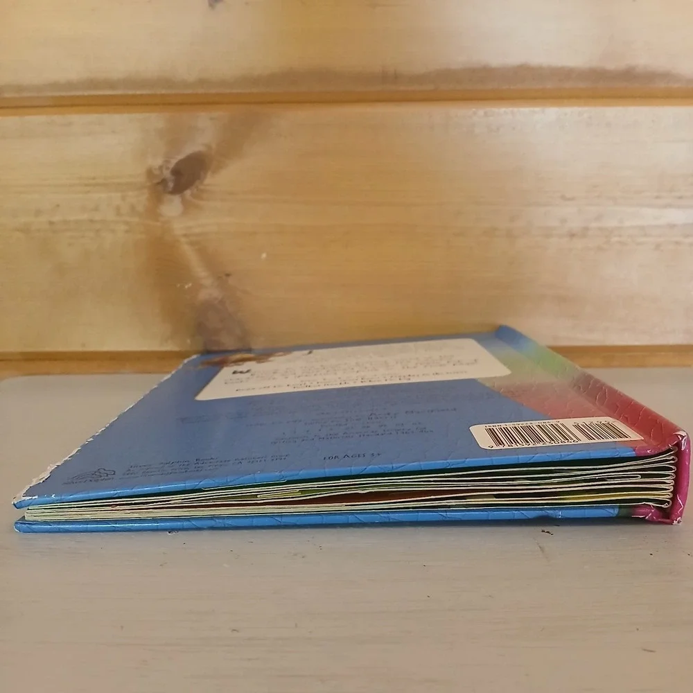 In a Spin : A BusyBugz Pop-up Book Hardcover Christine Tagg